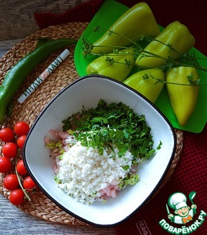 Запечённые фаршированные перцы