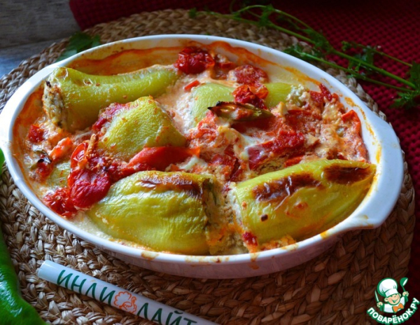 Запечённые фаршированные перцы
