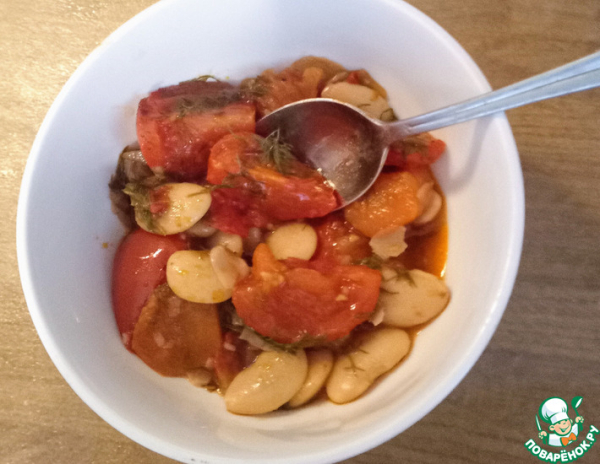 "Гиганты" с помидорами и харисой "Гиганты" с помидорами и харисой