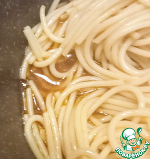 Спагетти со свежими помидорами