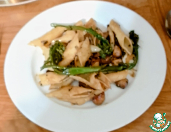 Лапша с грибами в мисо соусе Лапша с грибами в мисо соусе