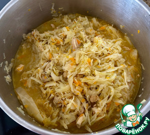 Солянка с курицей. Без масла, но на курином бульоне