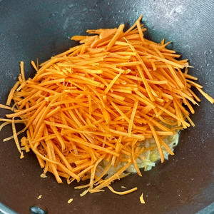 Индюшачьи желудки с булгуром Индюшачьи желудки с булгуром