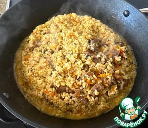 Индюшачьи желудки с булгуром Индюшачьи желудки с булгуром