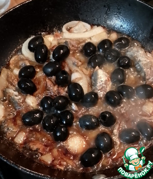 Паста с сардинами, анчоусами и маслинами